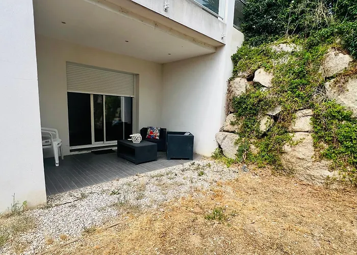 T2 En Bas De Avec Jardin *